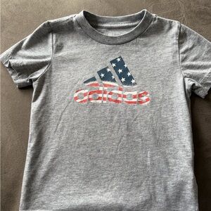 adidas Kids' Gray American Flag Logo Tee 3T